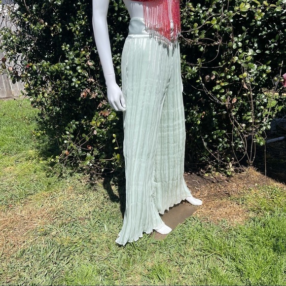 NWT Lovers + Friends Seafoam Belted Palazzo Puddle Leg Trousers Seafoam … - Picture 5 of 14